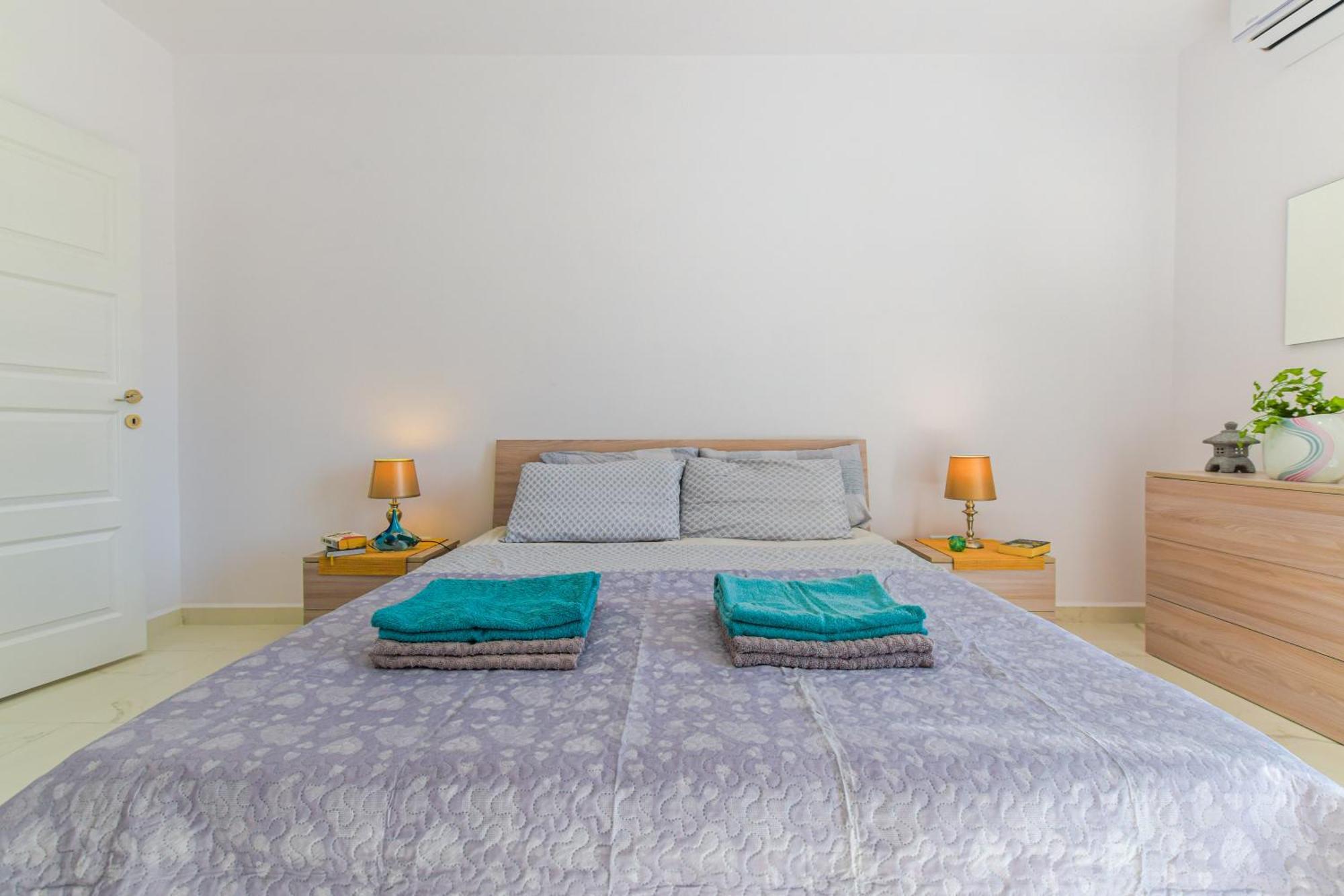 Spacious Brand New Apartment 3 Bdr 2Bth Bugibba San Pawl il-Baħar Kültér fotó