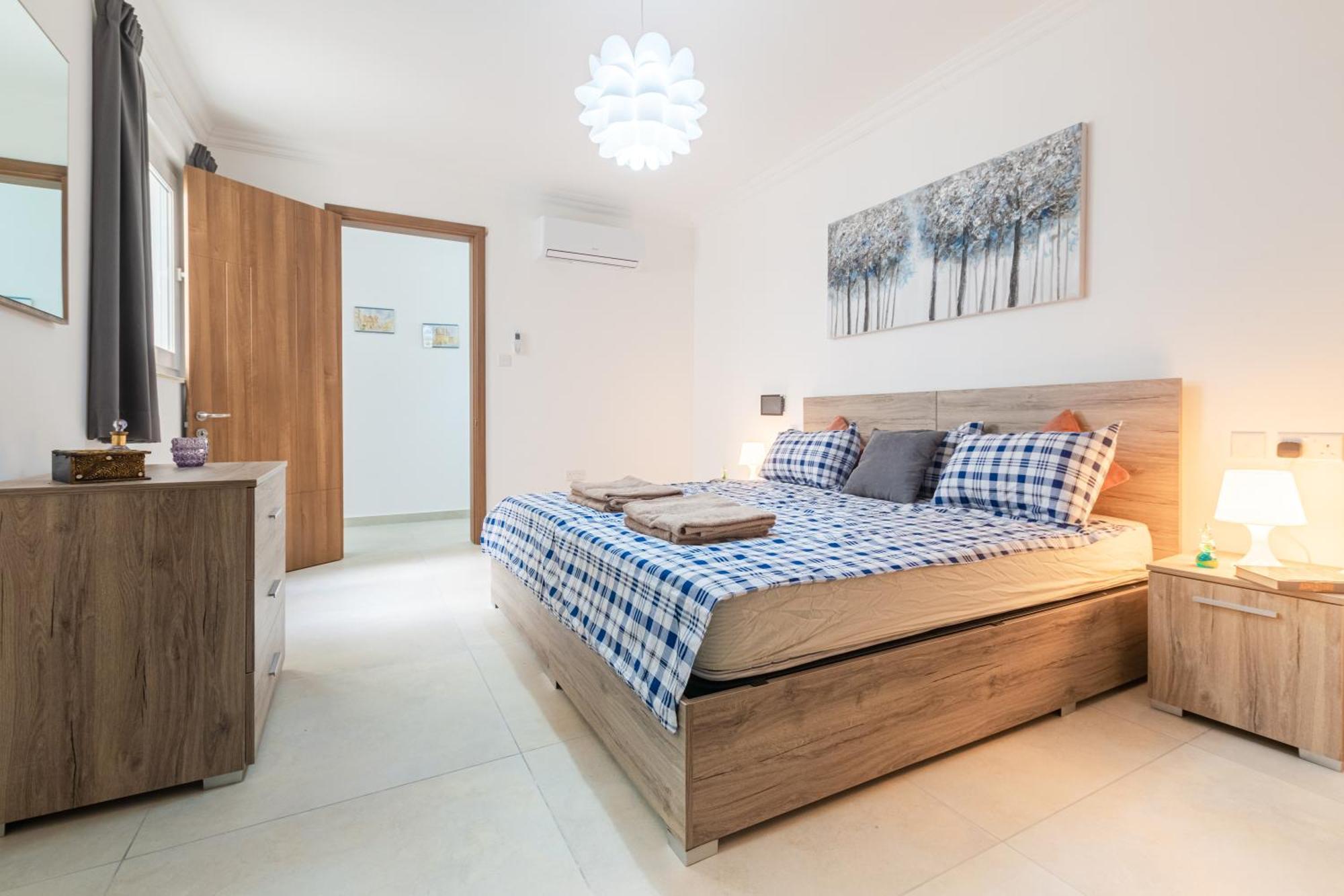 Spacious Brand New Apartment 3 Bdr 2Bth Bugibba San Pawl il-Baħar Kültér fotó